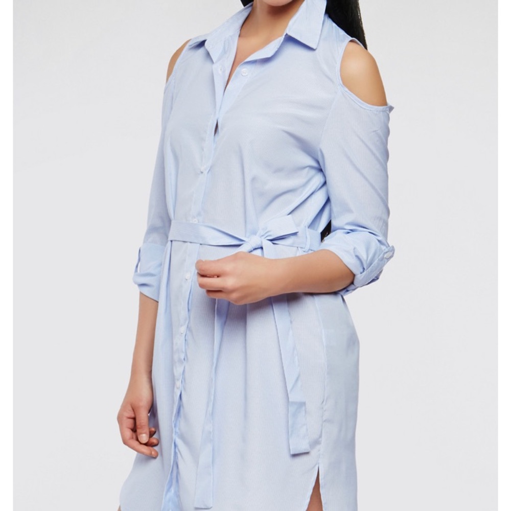 Striped cold dresses